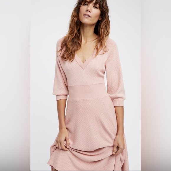 NWT Free People Begin Again Midi Sweater Dress in Peach/Pink/Mink Combo - Small - Picture 3 of 14
